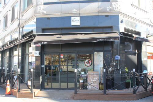CAFE SOM
